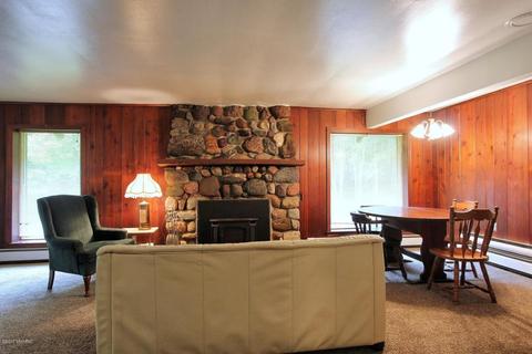 2427 N Luce Ave, White Cloud, MI 49349 photo 4