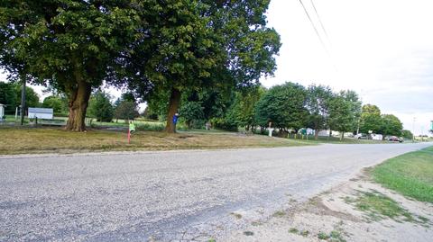 379 E Klees Rd, Stanton, MI 48888 photo 2