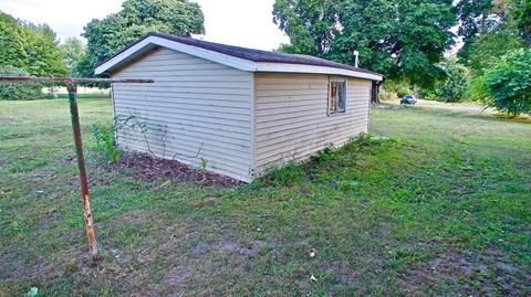 379 E Klees Rd, Stanton, MI 48888 photo 44