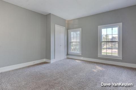 604 E Main St, Lowell, MI 49331 photo 11