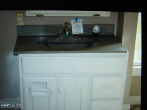 402 Fleming Rd, Tekonsha, MI 49092 photo 15