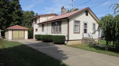 334 S Walker St, Bronson, MI 49028 photo 1