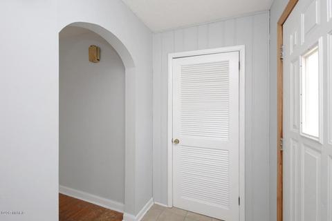 235 E Commerce, Grant, MI 49327 photo 17