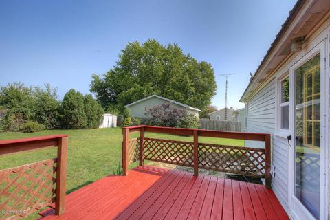 235 E Commerce, Grant, MI 49327 photo 21