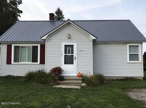 235 E Commerce, Grant, MI 49327 photo 1