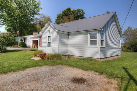235 E Commerce, Grant, MI 49327 photo 3
