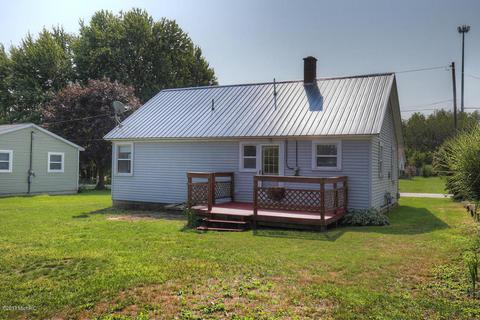 235 E Commerce, Grant, MI 49327 photo 19