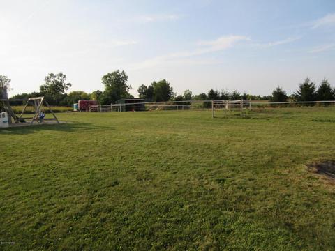 657 E Winegar Rd, Morrice, MI 48857 photo 9