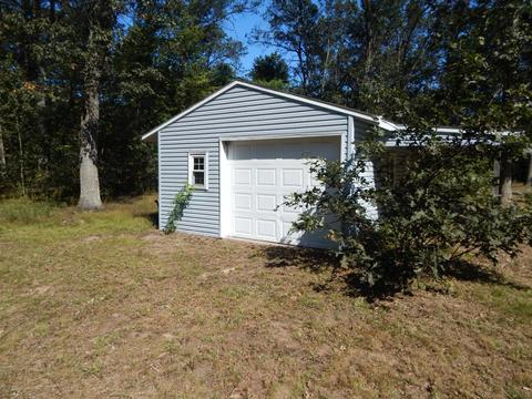 2695 S Walnut, White Cloud, MI 49349 photo 6