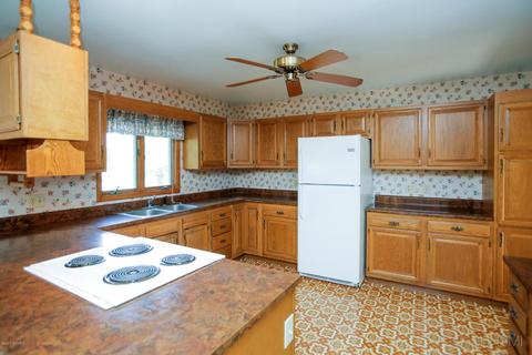 9767 N 17th St, Plainwell, MI 49080 photo 7