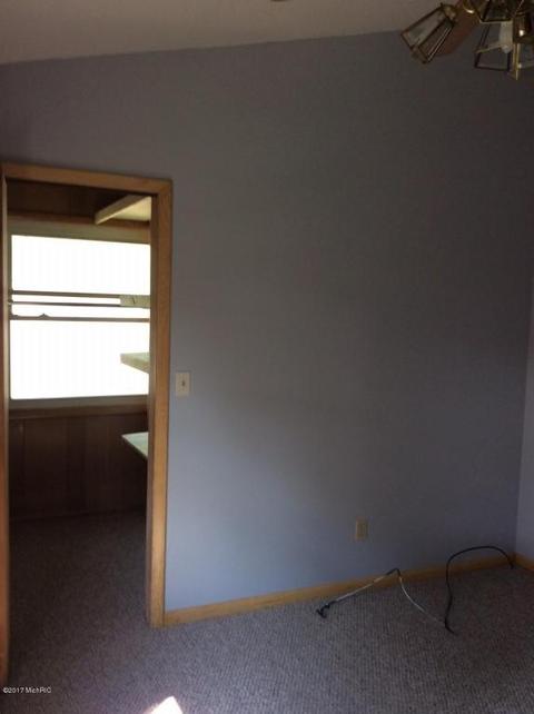 139 Compton St, Bronson, MI 49028 photo 32