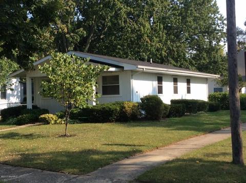 139 Compton St, Bronson, MI 49028 photo 5