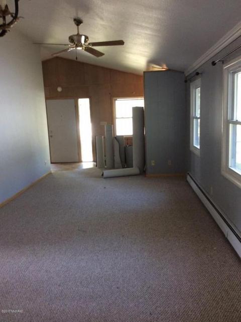139 Compton St, Bronson, MI 49028 photo 26