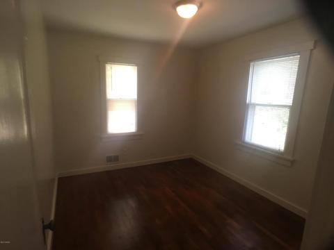 2 Springfield Dr, Springfield, MI 49037 photo 9