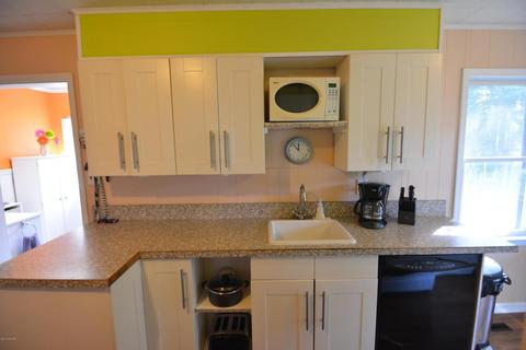 4591 30th St SW, Dorr, MI 49323 photo 8