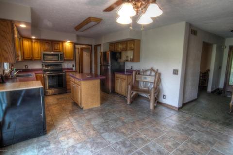 1740 Franklin, Buchanan, MI 49107 photo 5