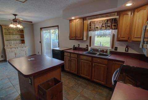 1740 Franklin, Buchanan, MI 49107 photo 8