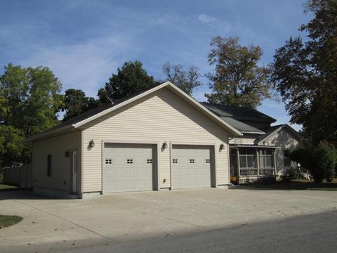 405 E Main, Centreville, MI 49032 photo 2