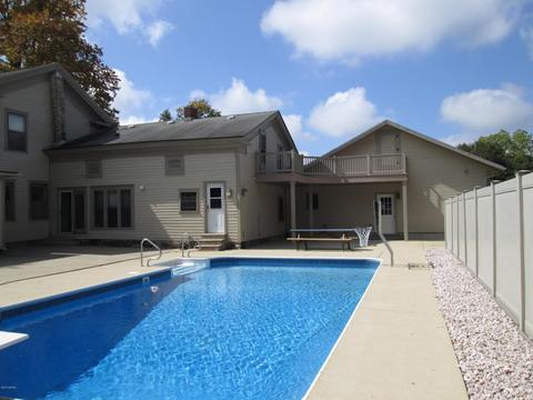 405 E Main, Centreville, MI 49032 photo 32
