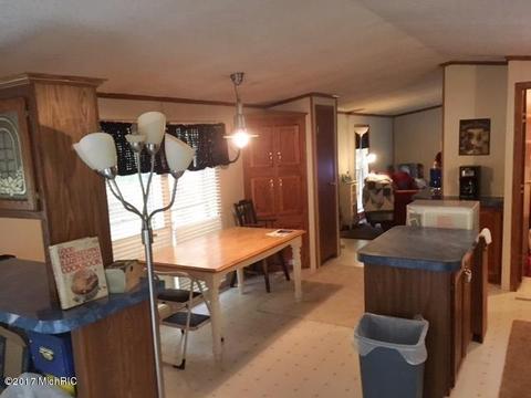 1094 E Six Mile Rd, White Cloud, MI 49349 photo 8