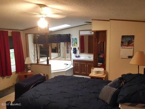 1094 E Six Mile Rd, White Cloud, MI 49349 photo 11