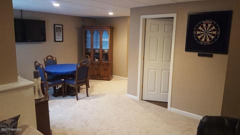 6835 Castleton Dr, Grand Ledge, MI 48837 photo 9