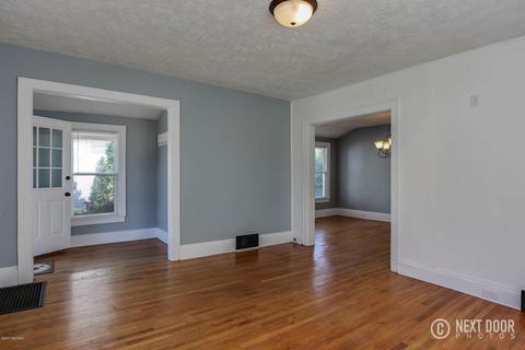 111 W Center Street St, Belding, MI 48809 photo 7