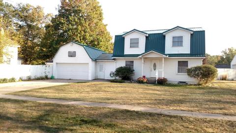 513 Isham St, Lyons, MI 48851 photo 2