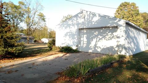 513 Isham St, Lyons, MI 48851 photo 35