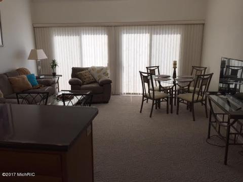 110 Millpoint Dr, Spring Lake, MI 49456 photo 11