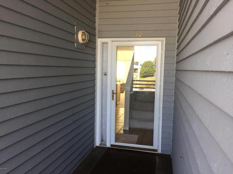 110 Millpoint Dr, Spring Lake, MI 49456 photo 3