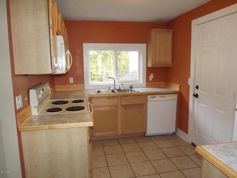8245 Fulton E, Ada, MI 49301 photo 3