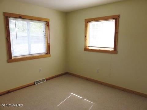180 Smith St, Coldwater, MI 49036 photo 8