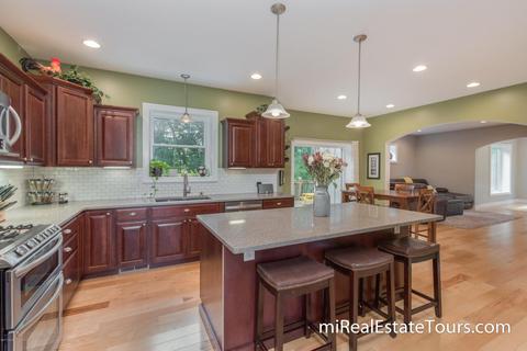 4920 Streamside Pointe Dr, Ada, MI 49301 photo 17
