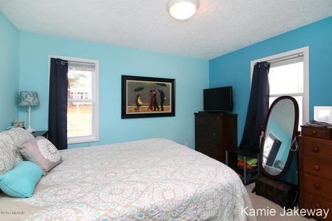 1141 Alderman St, Belding, MI 48809 photo 13