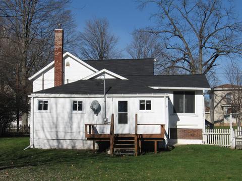 210 E Pine St, Edmore, MI 48829 photo 11