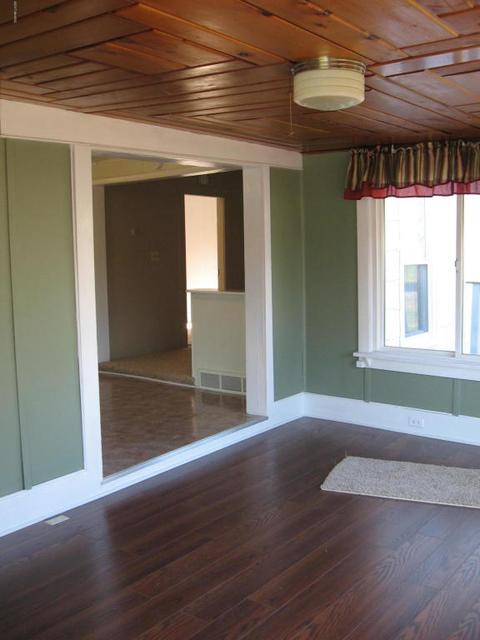 210 E Pine St, Edmore, MI 48829 photo 8