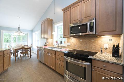 8233 28th St SE, Ada, MI 49301 photo 10