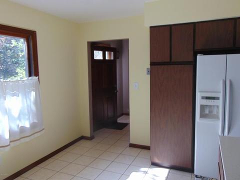 220 Circle Dr, Marshall, MI 49068 photo 6