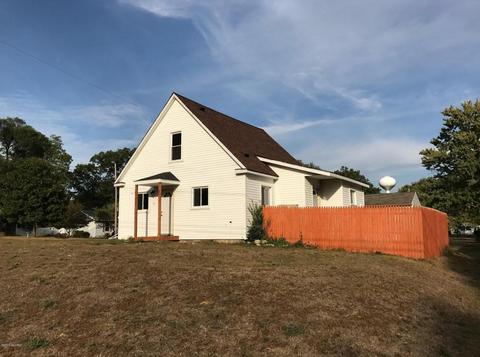 722 Moulton, Belding, MI 48809 photo 1