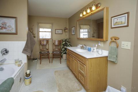 16678 E X Ave, Fulton, MI 49052 photo 11