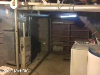 901 E Green St, Marshall, MI 49068 photo 22