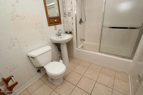 1564 E 40th St, White Cloud, MI 49349 photo 8