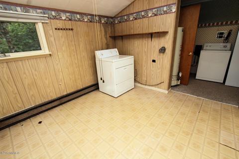 1564 E 40th St, White Cloud, MI 49349 photo 12