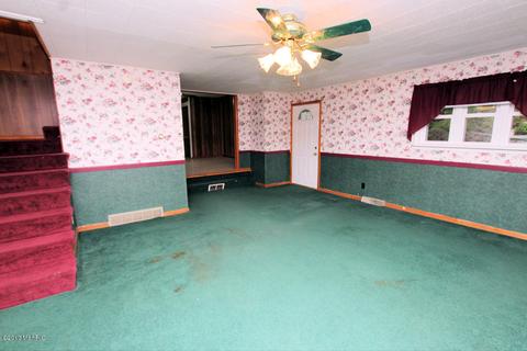 1564 E 40th St, White Cloud, MI 49349 photo 7