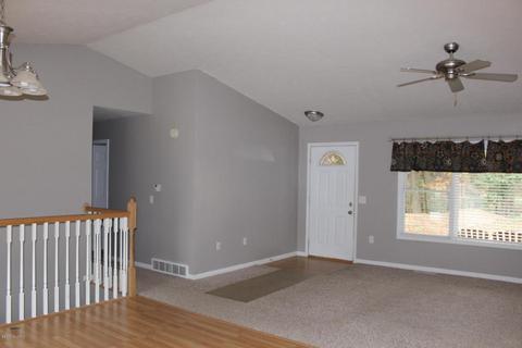 4606 Miriam Rd, Belding, MI 48809 photo 8