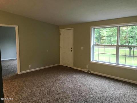 790 E Central Rd, Quincy, MI 49082 photo 13