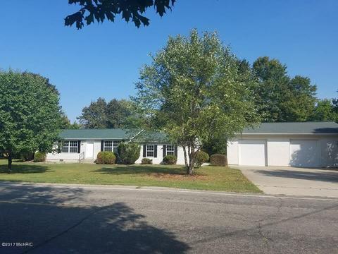 790 E Central Rd, Quincy, MI 49082 photo 1