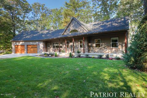 4813 E 76th St, Newaygo, MI 49337 photo 1