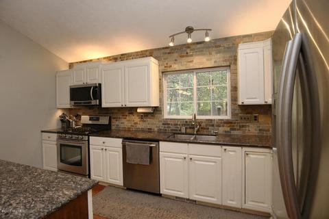 199 Tia Trl SE, Lowell, MI 49331 photo 9